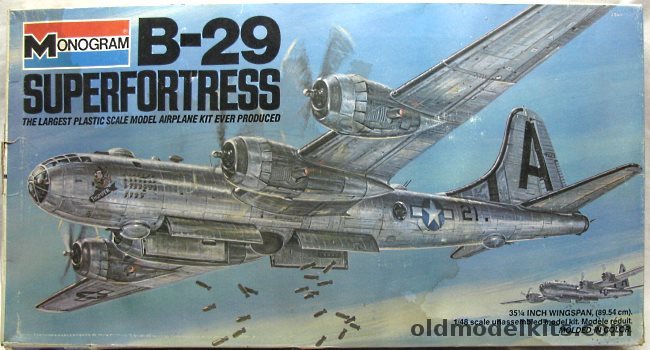 Monogram 1/48 B-29 Superfortress - With Diorama Instructions - Enola Gay / Thumper / Bocks Car, 5700 plastic model kit